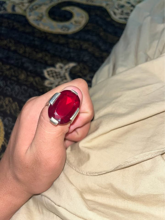 💎 Ruby Stone Silver Ring – Elegant & Stylish